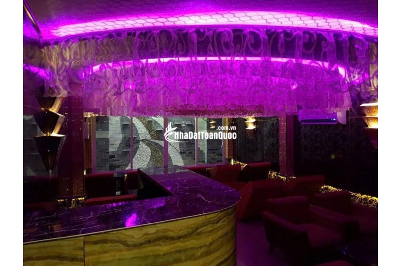 CHO THUÊ NHÀ MTKD SẦM UẤT TRƯỜNG SA, Q. PHÚ NHUẬN DTSD 400M2 CHỈ 70TR/TH. LH:0918045839, 0902584679.